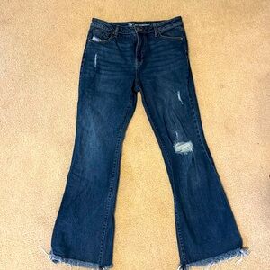 No Boundaries flare jeans